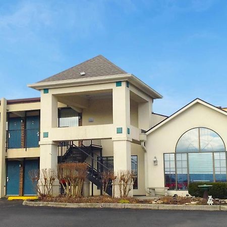 Inn Of Loudon Exterior foto